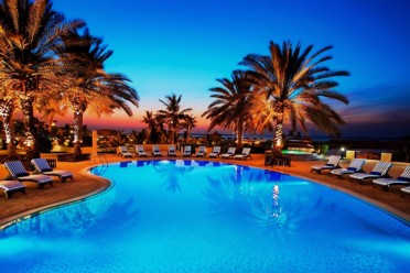 Viaggi Hilton al Hamra Beach & Golf Resort